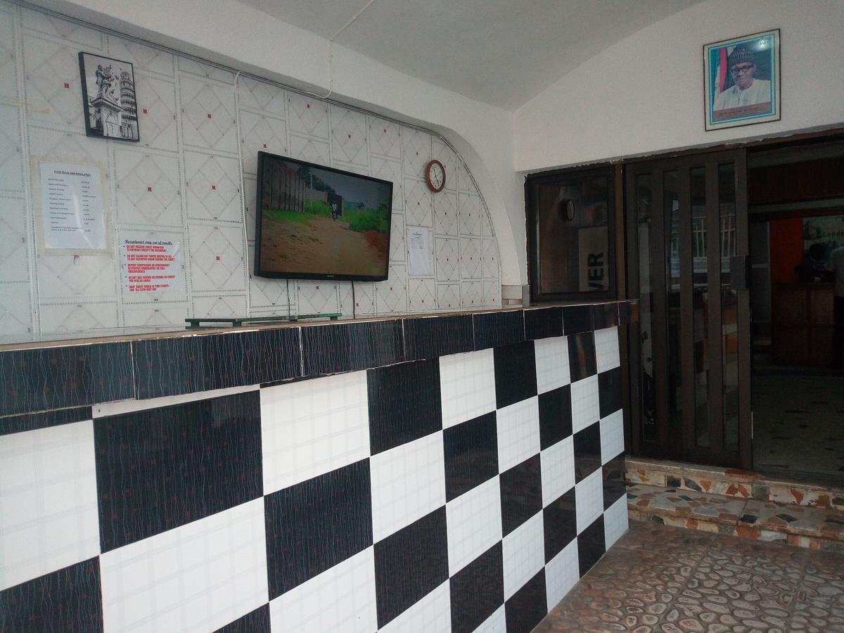 Crown Hotel Ibadan Dış mekan fotoğraf