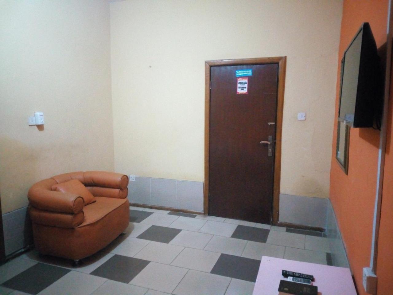 Crown Hotel Ibadan Dış mekan fotoğraf